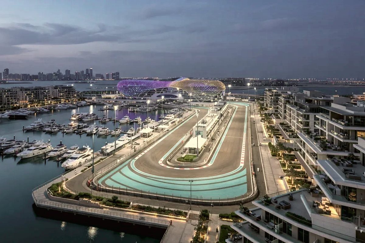 Yas Marina mit Rennstrecke, Abu Dhabi